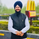 ਆਪ ਦੀ ਸਰਕਾਰ ਆਪ ਦੇ ਦੁਆਰ ਸਕੀਮ ਦੇ ਤਹਿਤ ਮਲਸੀਆ ਵਿਖੇ ਲਾਭ ਪੱਤਰੀਆਂ ਨੂੰ ਆਟਾ ਅਤੇ ਕਣਕ ਵੰਡੀ ਗਈ