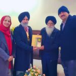 ਚੰਦਨ ਗਰੇਵਾਲ ਨੂੰ ਸਫਾਈ ਕਰਮਚਾਰੀ ਕਮਿਸ਼ਨ ਪੰਜਾਬ ਦਾ ਚੇਅਰਮੈਨ ਬਨਣ ਤੇ ਸਤਵੀਰ (ਜੇ.ਈ.) ਪ੍ਰਧਾਨ ਸਫਾਈ ਮਜਦੂਰ ਫੈਡਰੇਸ਼ਨ ਨਕੋਦਰ ਨੇ ਦਿੱਤੀ ਵਧਾਈ 