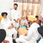 ਸ਼੍ਰੋਮਣੀ ਅਕਾਲੀ ਦਲ ਦੇ ਪ੍ਰਧਾਨ ਸੁਖਬੀਰ ਸਿੰਘ ਬਾਦਲ ਅਤੇ ਬਠਿੰਡਾ ਦੇ ਐਮ.ਪੀ.ਹਰਸਿਮਰਤ ਕੌਰ ਬਾਦਲ ਦਾ ਪੰਜਾਬ ਬਚਾਓ ਯਾਤਰਾ ਦੌਰਾਨ ਬੁਢਲਾਡਾ ਵਿਖੇ ਕੀਤਾ ਨਿੱਘਾ ਸਵਾਗਤ।