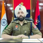 ਐੱਸ.ਬੀ.ਆਈ ਮੈਨੇਜਰ ਨੀਨਾ ਅਰੋੜਾ ਨੂੰ ਬਦਲੀ ਉਪਰੰਤ ਸਨਮਾਨਿਤ ਕੀਤਾ ਗਿਆ